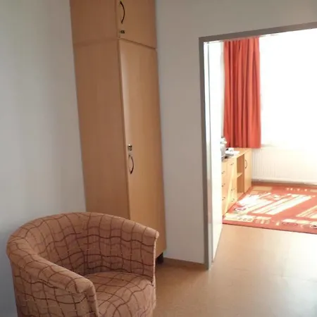 Albergue Almagyardombi Kollegium