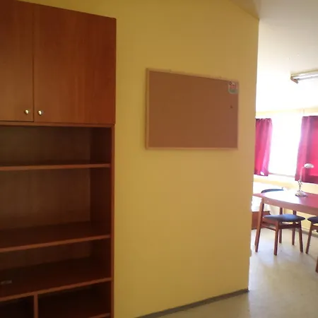 Ostello Almagyardombi Kollegium Eger