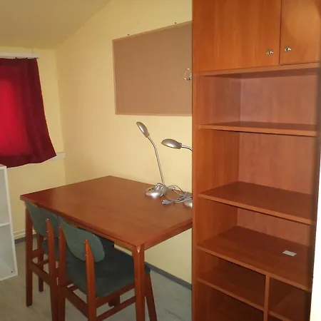 Ostello Almagyardombi Kollegium Eger